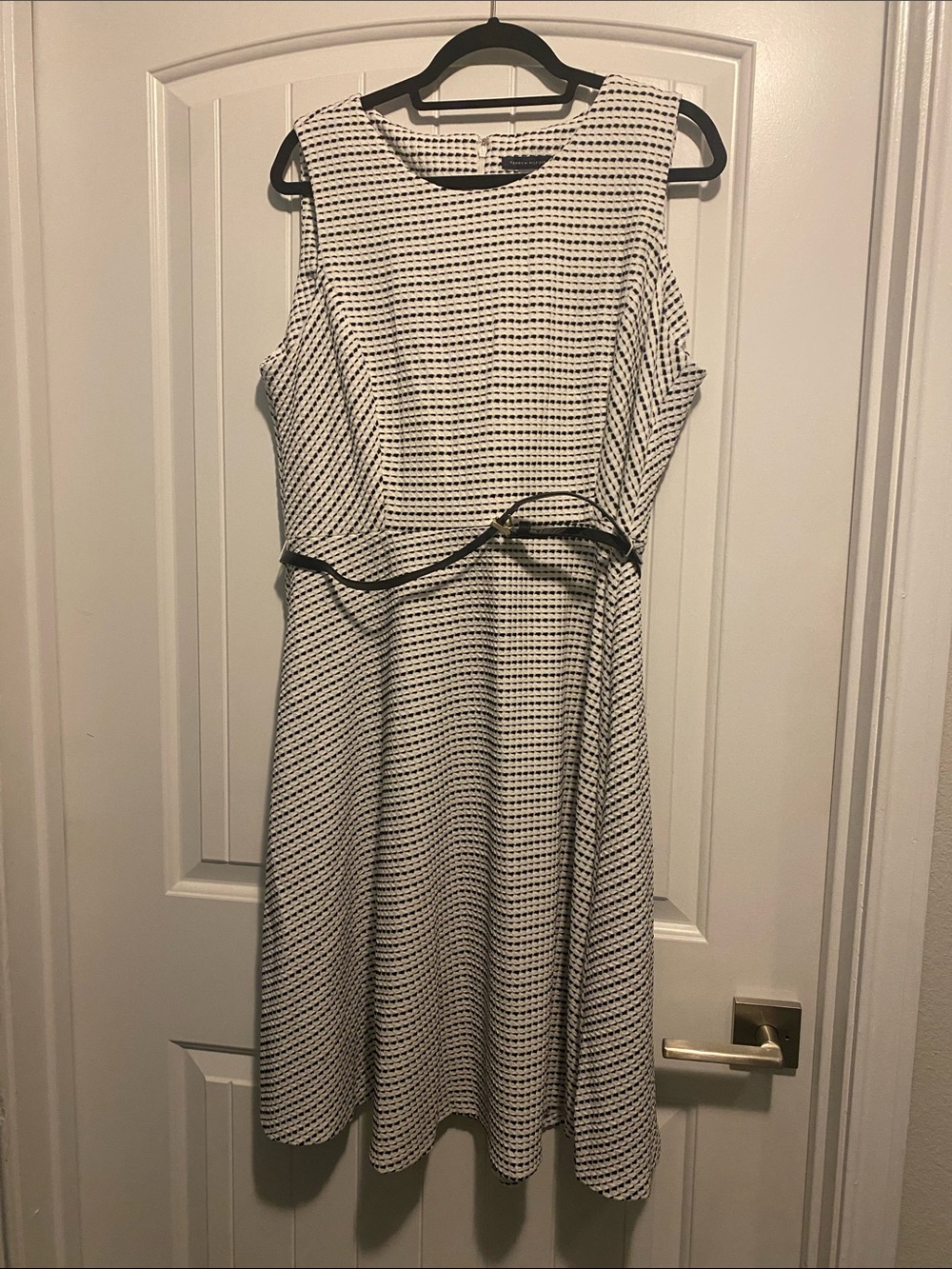 Tommy Hilfiger White and Black Sleeveless Fit-and-Flare Dress